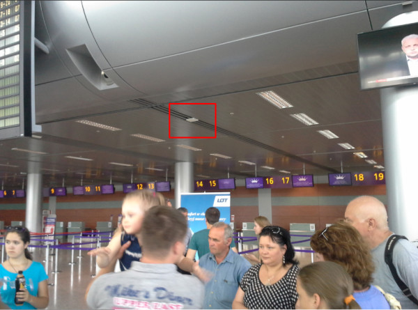 Антена 3G на стелі терміналу в аеропорту "Львів"