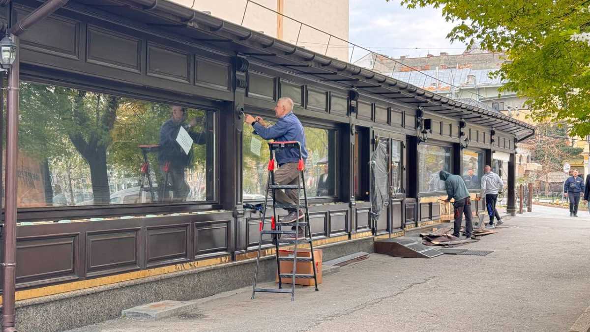 Демонтаж незаконного ресторану на проспекті Свободи